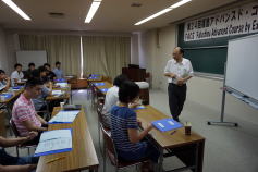 福島県立医科大学で行われた第24回福島アドバンスド・コースの参加者が講義を受けている様子。