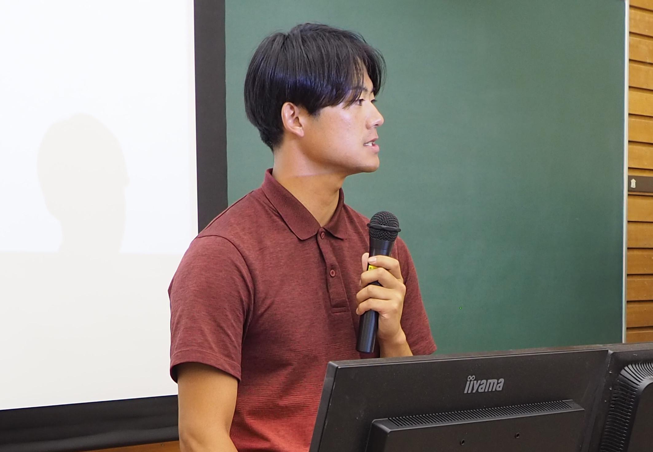 発表の様子(渡邉小次郎さん)