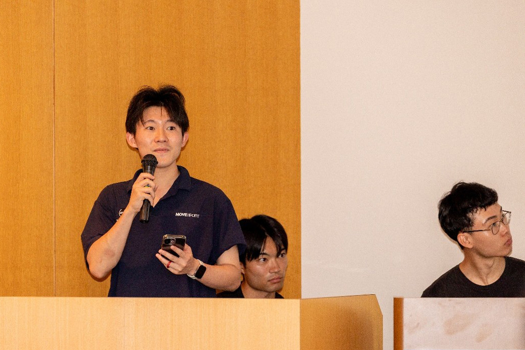 発表の様子（左から、増山颯太さん、酒井幹太さん、伊藤幸太郎さん）