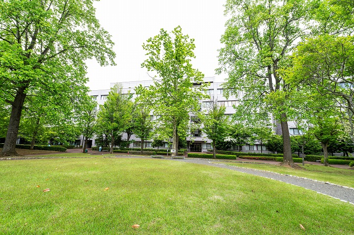 福島県立医科大学の学内の様子。