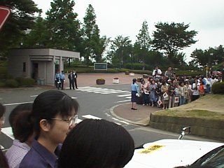 Photo: Prince Hironomiya and Princess Masako visited our School of Nursing.