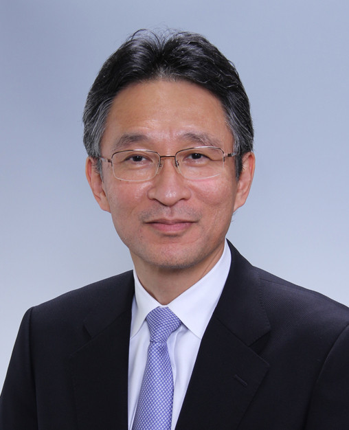 福島県立医科大学の循環器内科学講座主任教授、竹石恭知氏のポートレート写真。