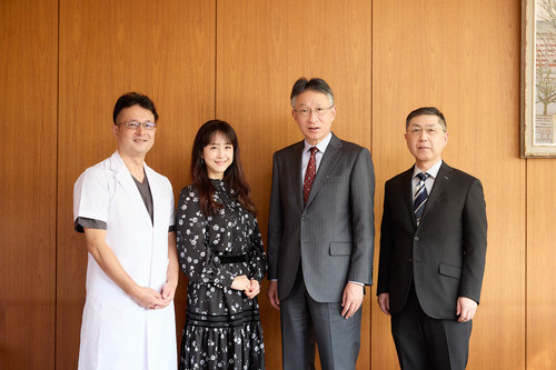 相田翔子さんの訪問の様子