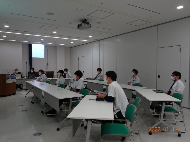 写真：受講生たちの様子