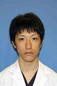 福島県立医科大学のスタッフ、深井智司医師のプロフィール写真。
