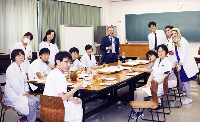 血液内科学講座の研修医の皆さん。