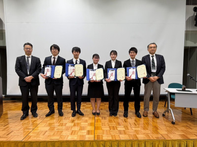 金生直哉先生受賞写真