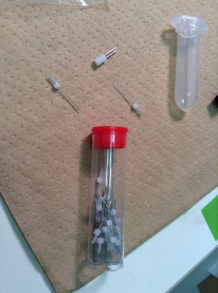 インターナルカニューラのソフトケースの写真。