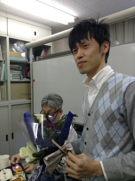 昼の送別会の写真。