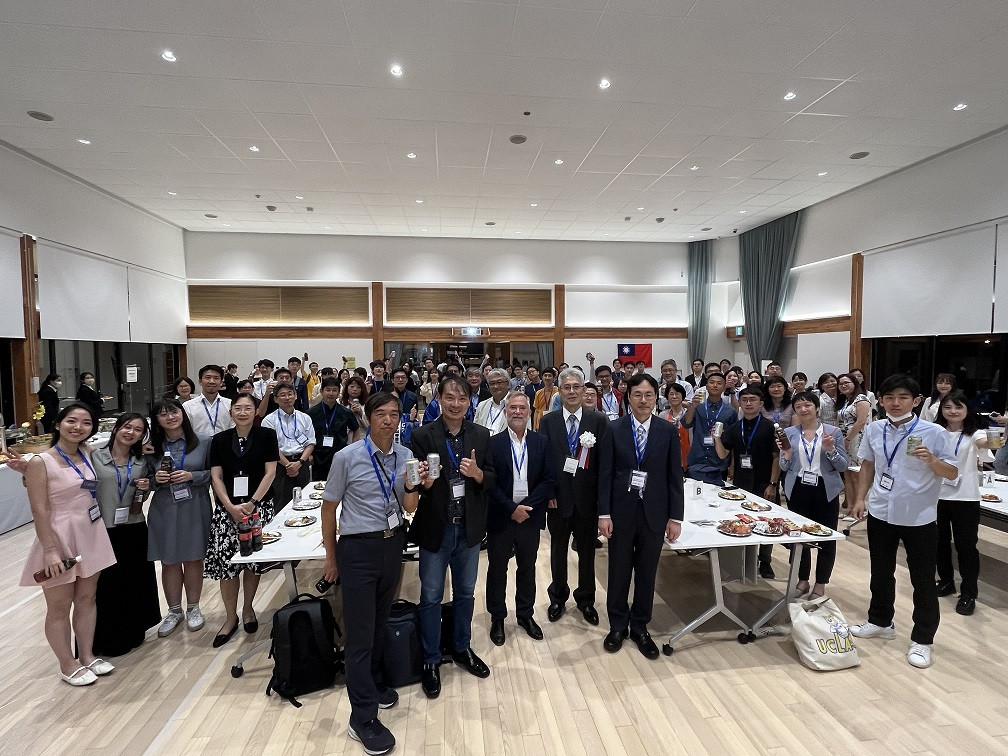 台日神経科学交流会（JNS台湾ナイト）での記念写真。