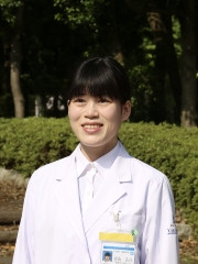 管野　由佳