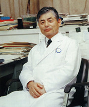 第二代教授 白岩康夫