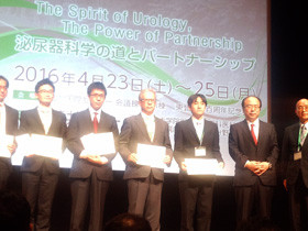 第10回ヤングリサーチグラント受賞の受賞者一同。