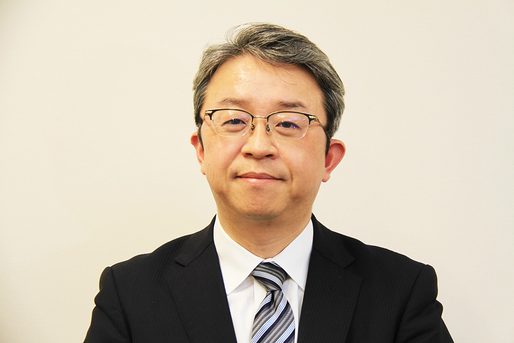 Suzuki Hiroyuki President