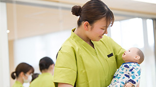 Special Course of Midwifery Curriculum Characteristics