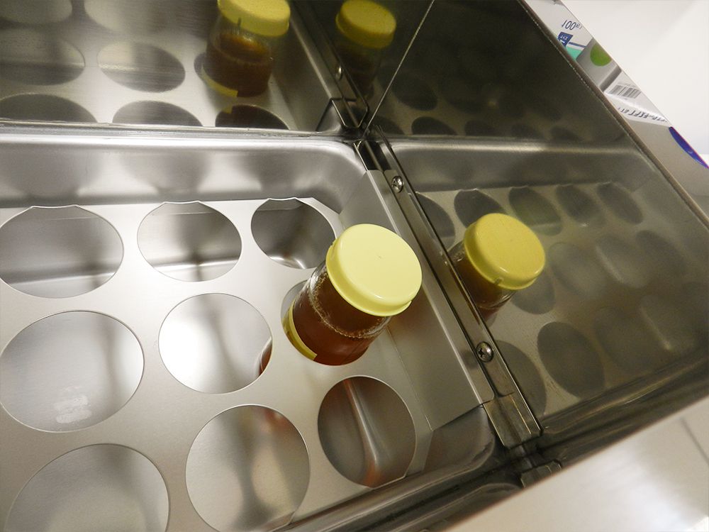 保管中の煎薬の様子。