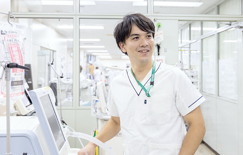 特定行為研修終了者の方の写真。