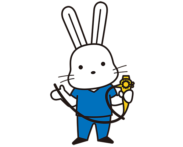 医療用スクラブを着用した福島ご当地キャラクターの、ももりん。