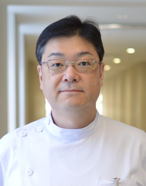 薬剤部長　須藤孝浩さんの写真