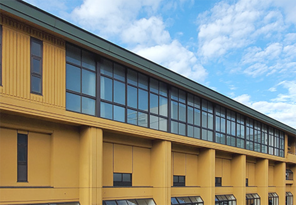 講堂、体育館など