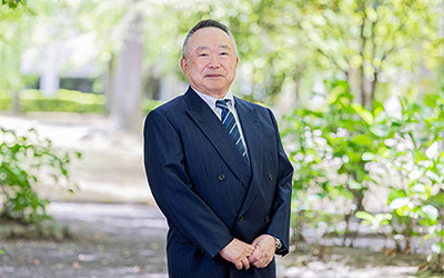 竹之下誠一理事長兼学長のポートレート写真
