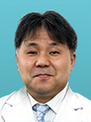 心不全患者の血清亜鉛濃度と予後に関する研究を行う医師のポートレート。