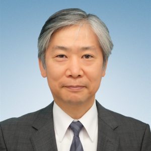 和栗聡教授のポートレート。福島県立医科大学の解剖・組織学講座の教授としての姿。