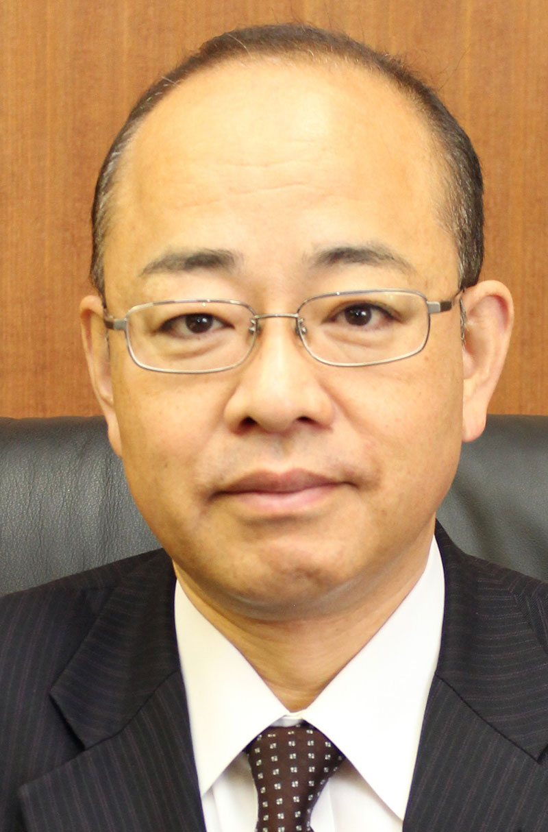 錫谷達夫 氏