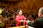 令和2年度学位記授与式の様子2