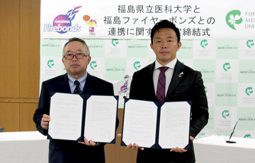 本学竹之下誠一理事長兼学長と西田創様